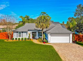 608 McCollum Cir, Neptune Beach, FL 32266