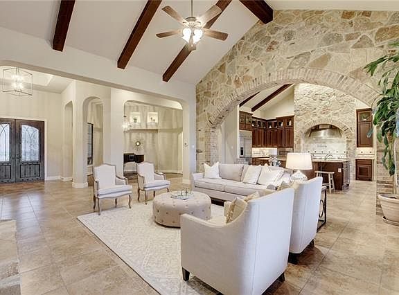4th image of 12401 Pratolina Dr