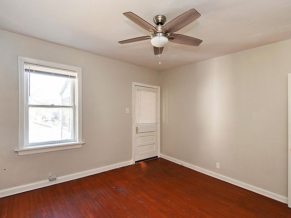4th image of 3945 Keokuk St #A