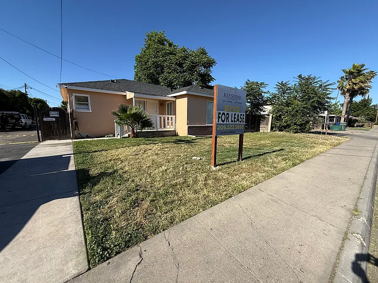 235 E Coolidge Ave #12 — Photo 3