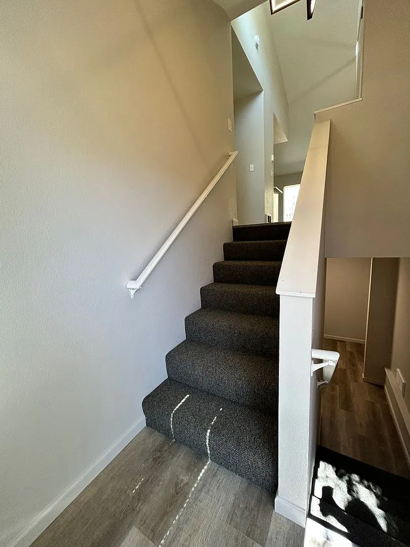 5641 Nh - Glenridge Place Llc — Photo 2
