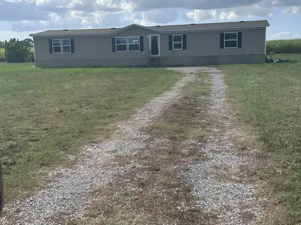 1066 Mekong Blvd, Saint Martinville, LA 70582