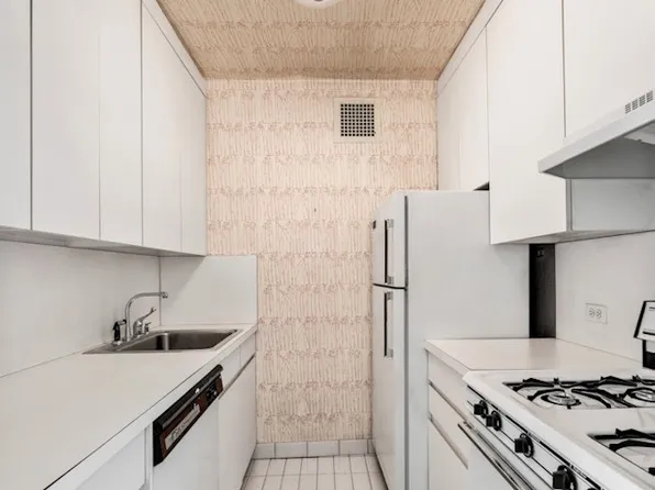 35 Park Avenue image 6 of 11