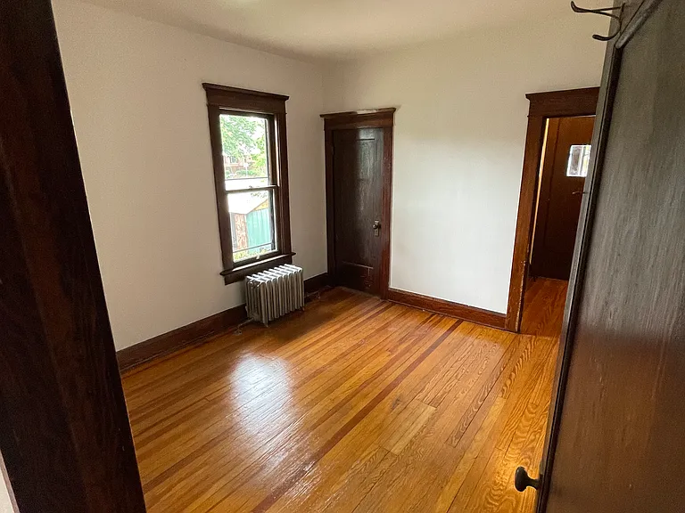 2089 S Logan St — Photo 9
