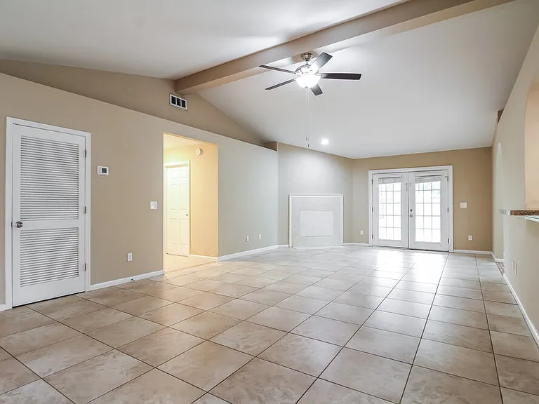 8028 Bannockburn Dr — Photo 4