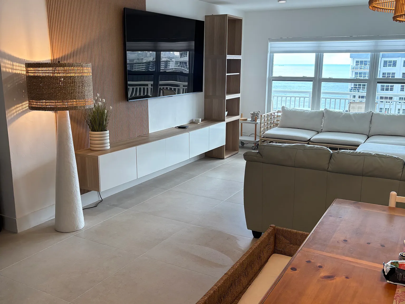 1 bed, 1050 sqft, $3,500 — Photo 3