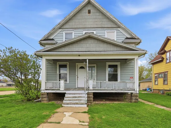 502 Adams St, Neenah, WI 54956