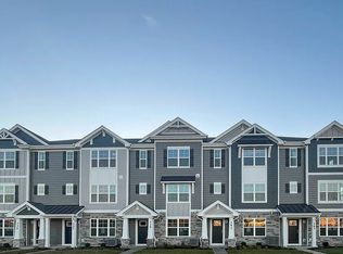 367 Bridgeview Ct #367, Saint Charles, IL 60174