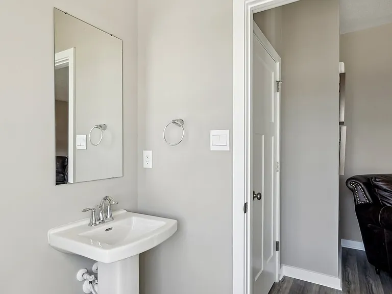 415 Harmon Ct — Photo 20