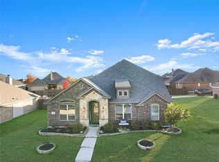 925 Lincoln Dr, Royse City, TX 75189