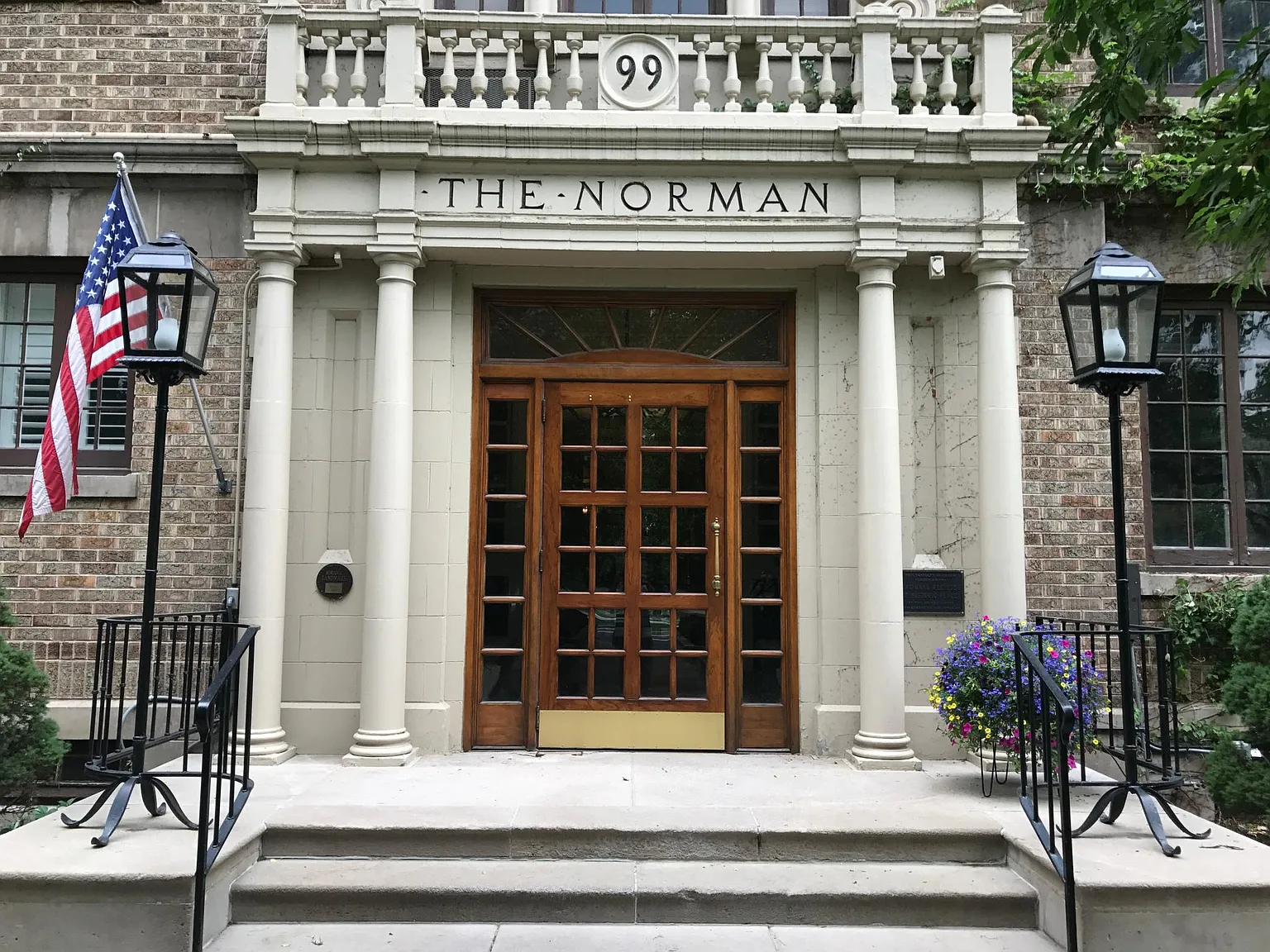 1 bed, 635 sqft, $1,800 — Photo 2