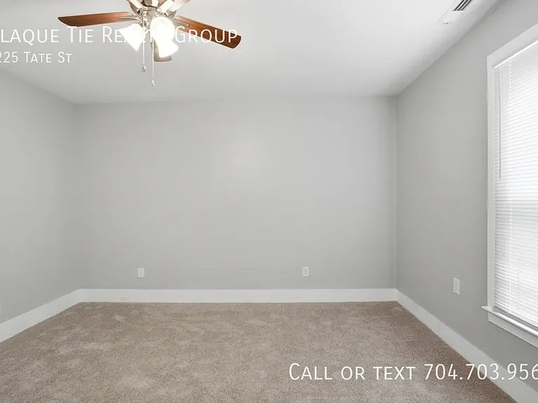 2225 Tate St — Photo 24