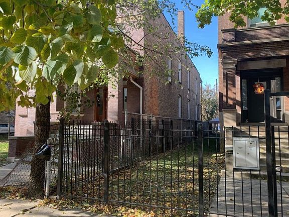 3rd image of 7812 S Peoria St