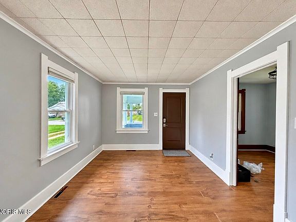 4th image of 942 Cresceus Rd