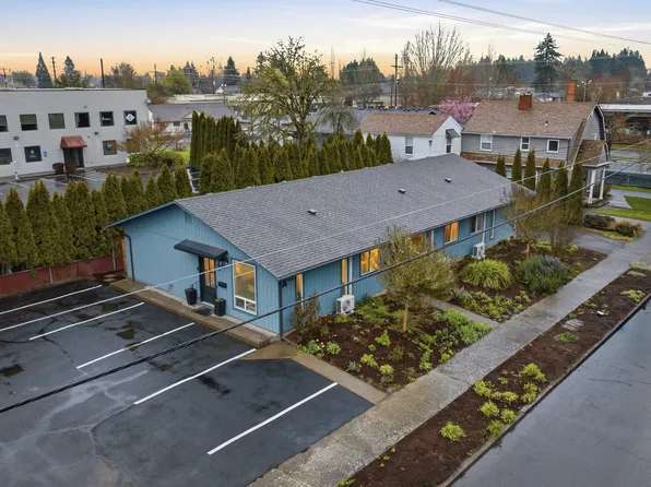 206 NE Johnson St, McMinnville, OR 97128