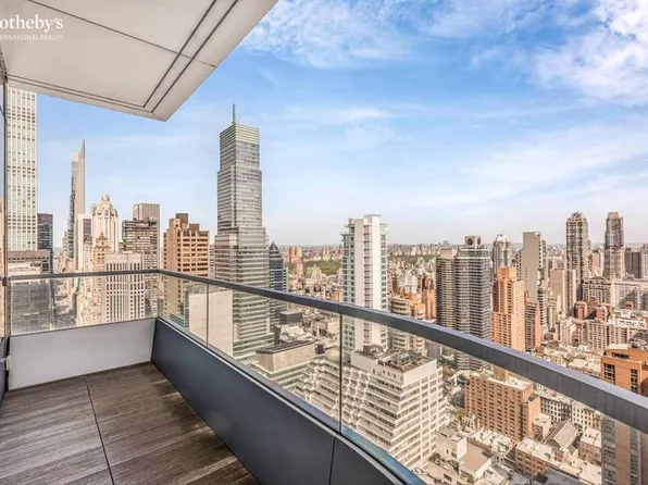 252 East 57th Street image 2 of 18