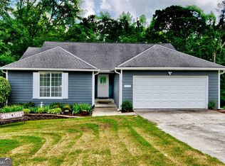 3030 Country Farms Dr, Snellville, GA 30039