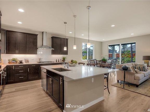 3rd image of 4620 Keppel Loop SW