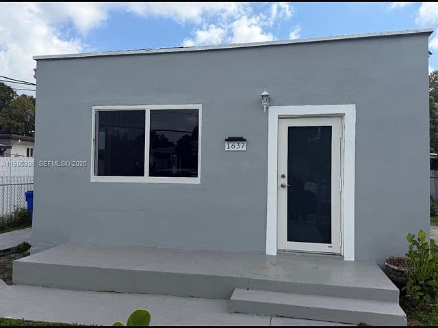 1st image of 1637 NW 31st Ave