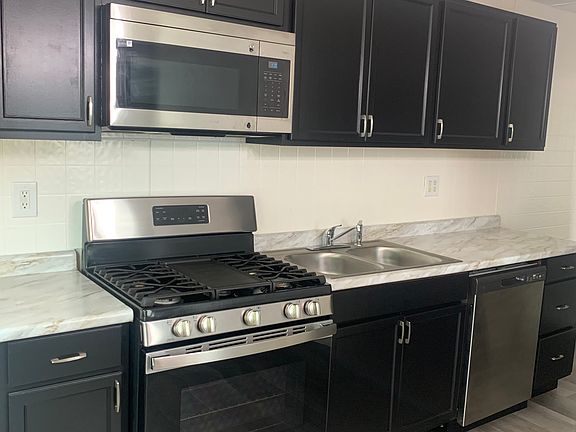 3rd image of 419 Carothers Ave APT 1
