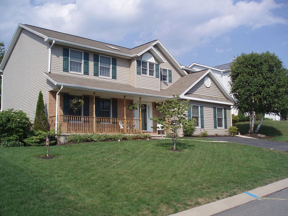 Desirable Deerfield Acres