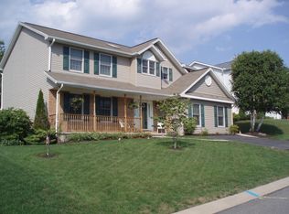 1100 Audubon Dr #L-19, Clarks Summit, PA 18411