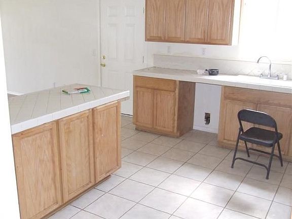 4th image of 15819 E Avenue Q7