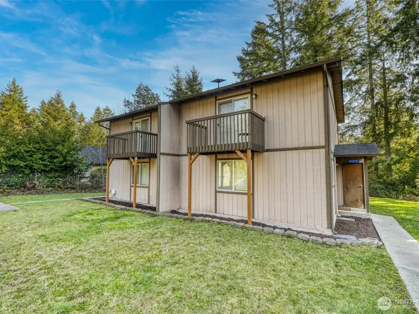 9177 Shadowcrest Lane NE, Bremerton, WA 98311