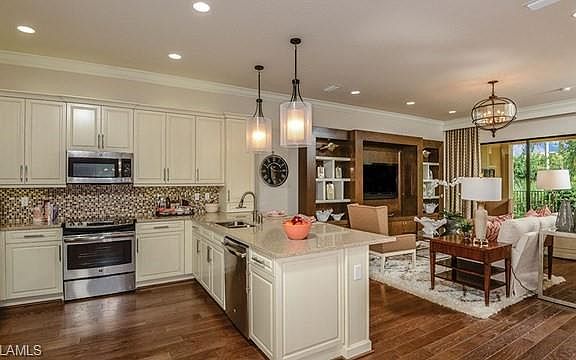 2nd image of 28432 Abruzzo Dr