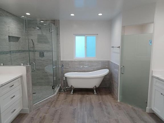 5th image of 4630 Poe Ave