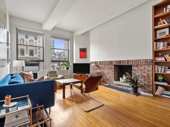 148 West 23rd Street image 1 of 9