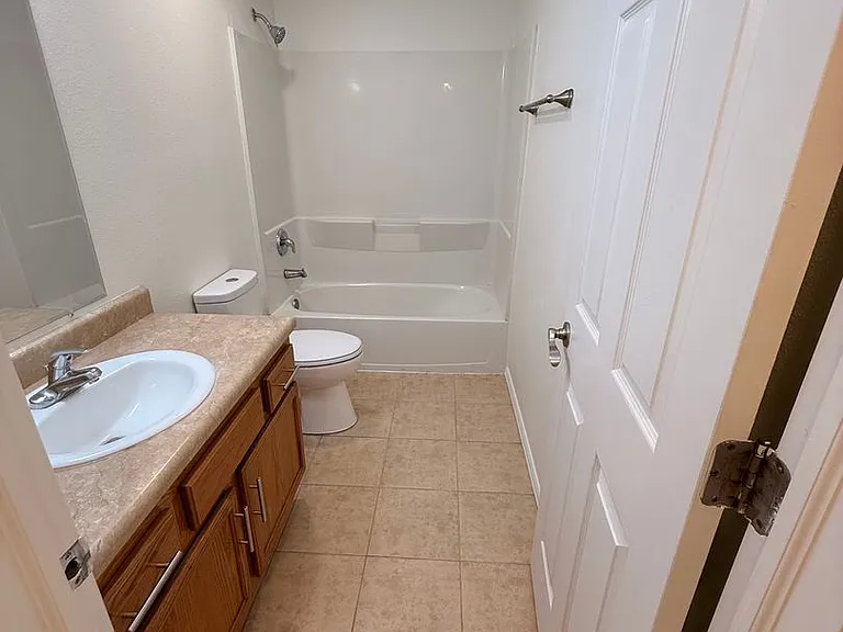 2300 Stern Dr #206 — Photo 8