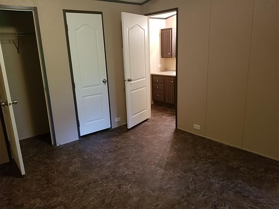 5th image of 6650 Broadoak St Trlr 7