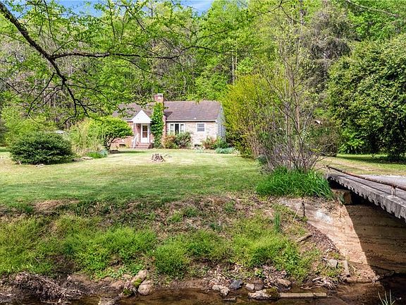 2nd image of 4756 Baux Mountain Rd