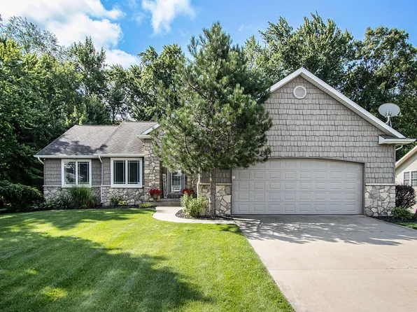 3960 Clearwater Ter, Portage, MI 49002