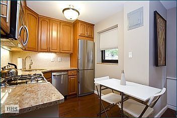 2nd image of 1036 Park Ave #6A