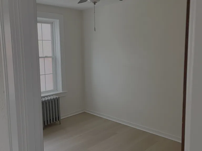 1054 Kenmore Ave #9 — Photo 7