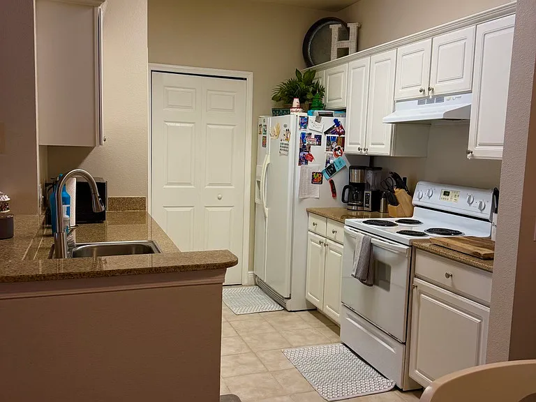 1300 Eastern Pecan Pl #1-107 — Photo 29