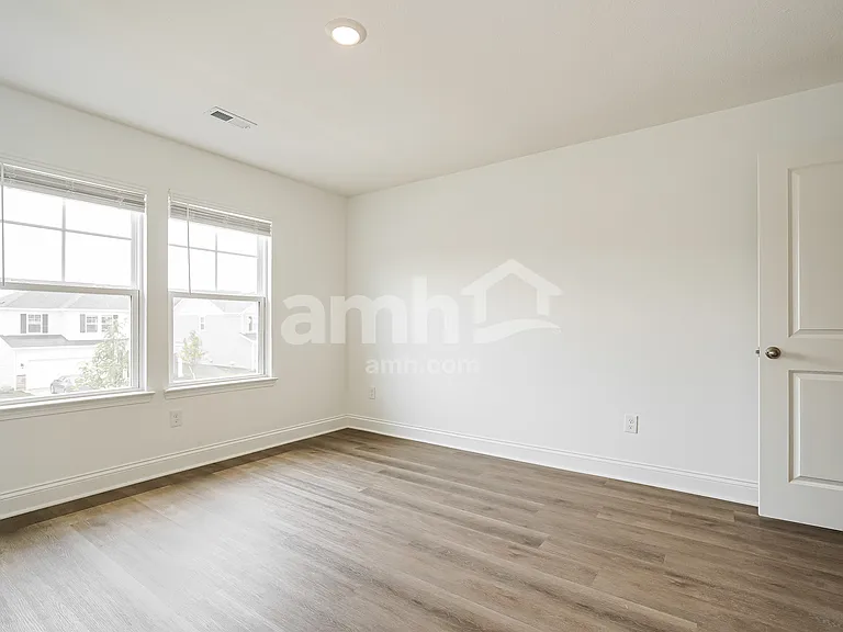 9025 Henley Ave — Photo 18