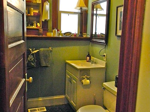 Bathroom 1 Half