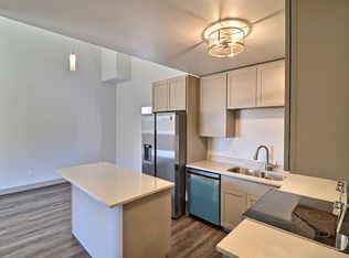 824 9th St #E, Greeley, CO 80631