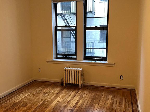 4th image of 8301 Bay Pkwy Ste 1