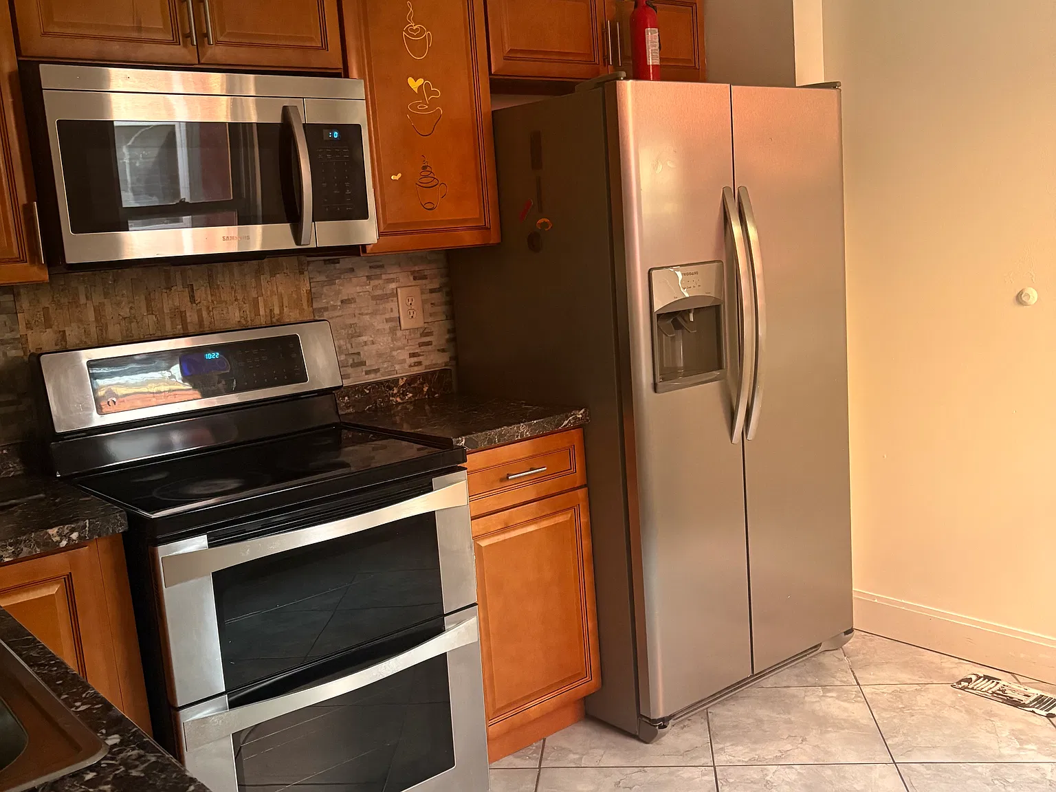 5 bed, 1978 sqft, $1,800 — Photo 3