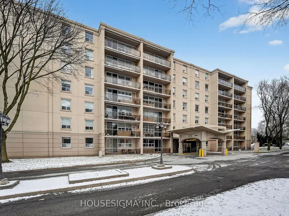 6390 Huggins St #605, Niagara Falls, ON L2J 1H1