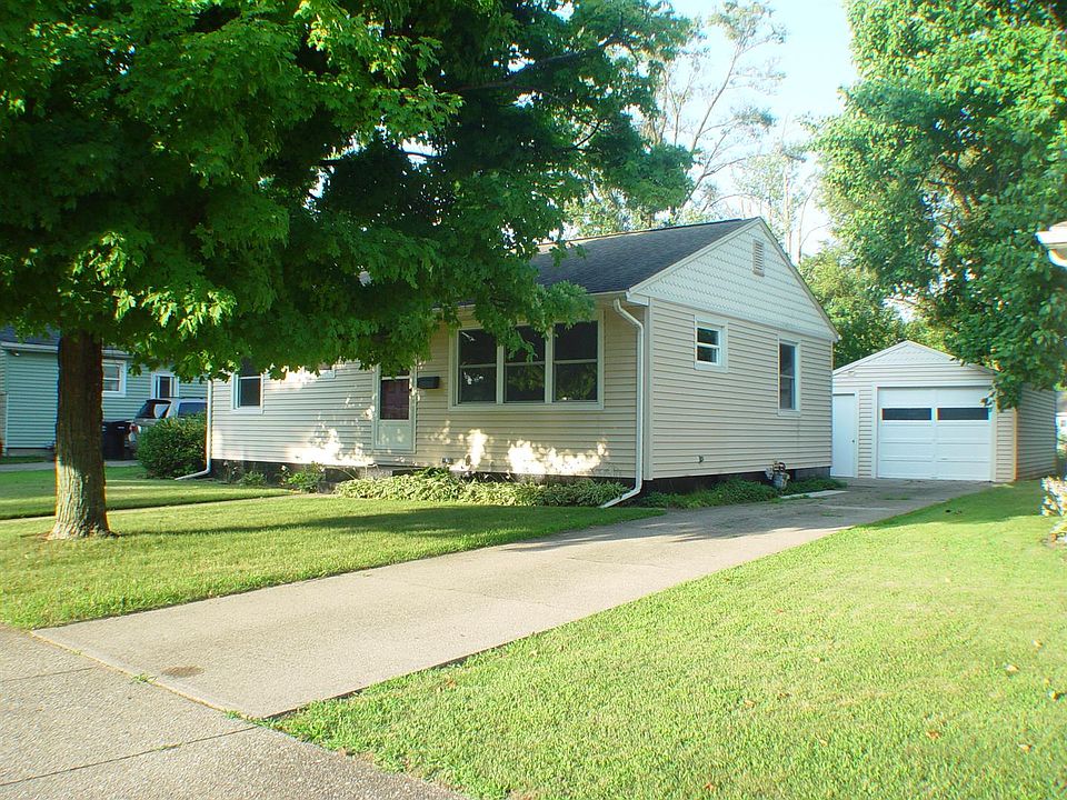1st image of 1008 Canterbury Dr