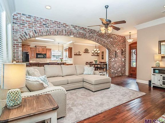 4th image of 10688 Creek Haven Ln
