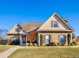 101 Crystal Ridge Cir, Madison, AL 35757