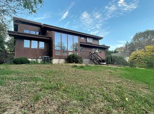 1221 State Rd, Lincoln University, PA 19352