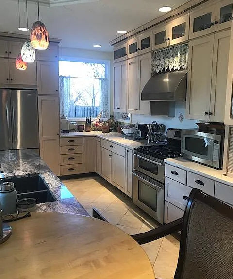 321 Oak St — Photo 23