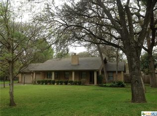 134 Twin Oak Rd, Seguin, TX 78155